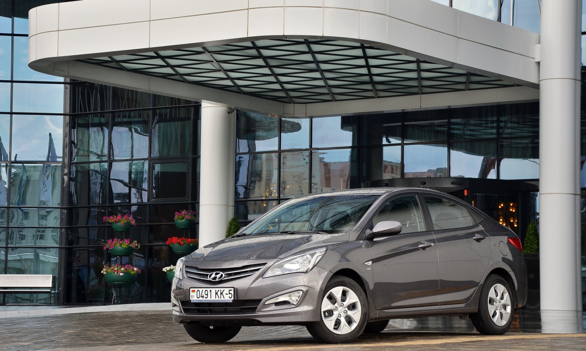 Новый Hyundai Accent всего за 9400* !